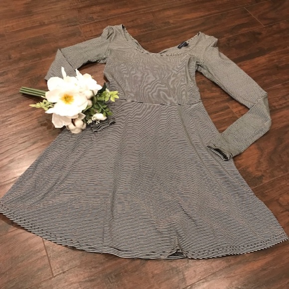 American Eagle Outfitters Dresses & Skirts - American Eagle | striped cross back skater dress